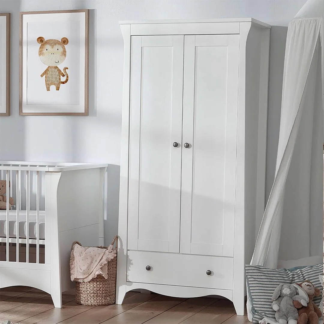 CuddleCo Clara 3 Piece Set 3-Drawer Dresser Cot Bed   Wardrobe  - White