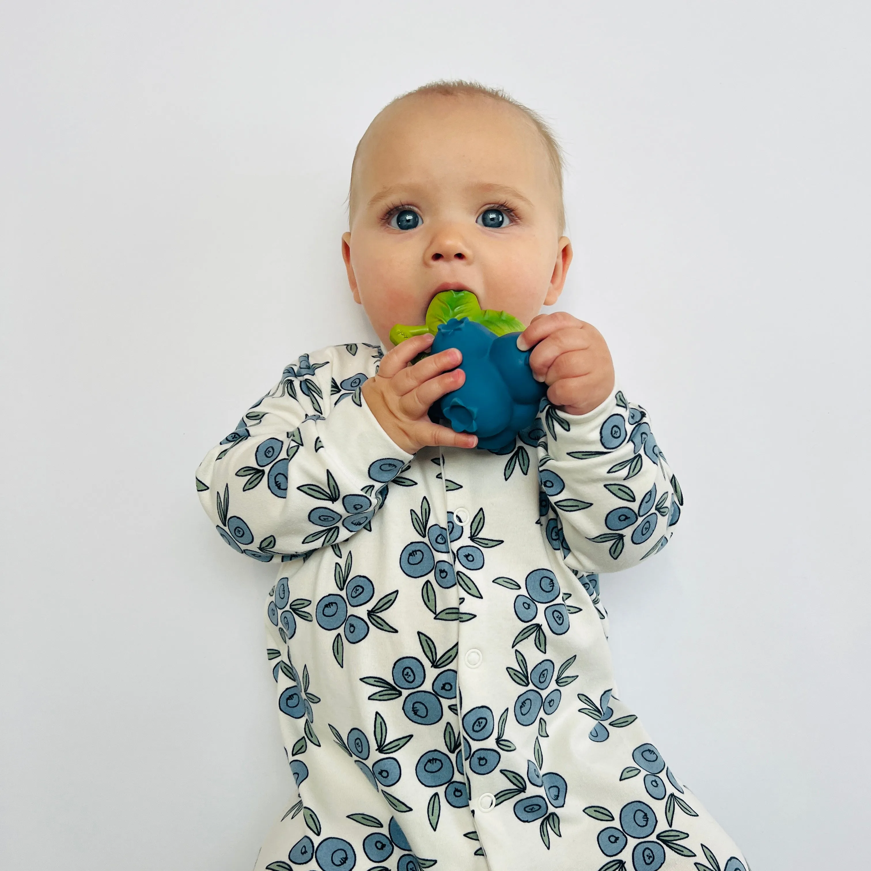 Eddie & Bee organic cotton Baby sleepsuit  in Cream " Blueberry " print.