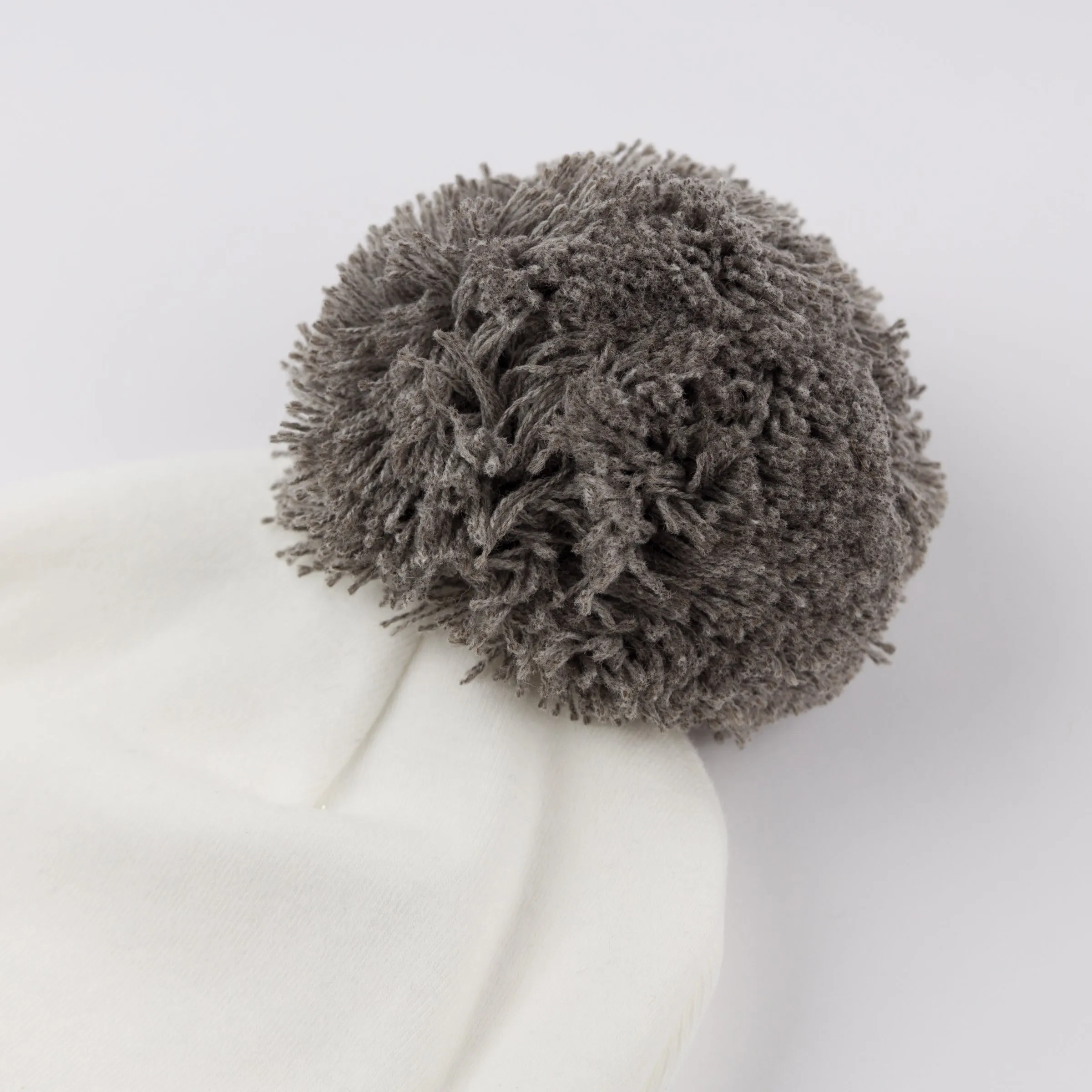 oh baby! Pom Hat - Charcoal on Cream