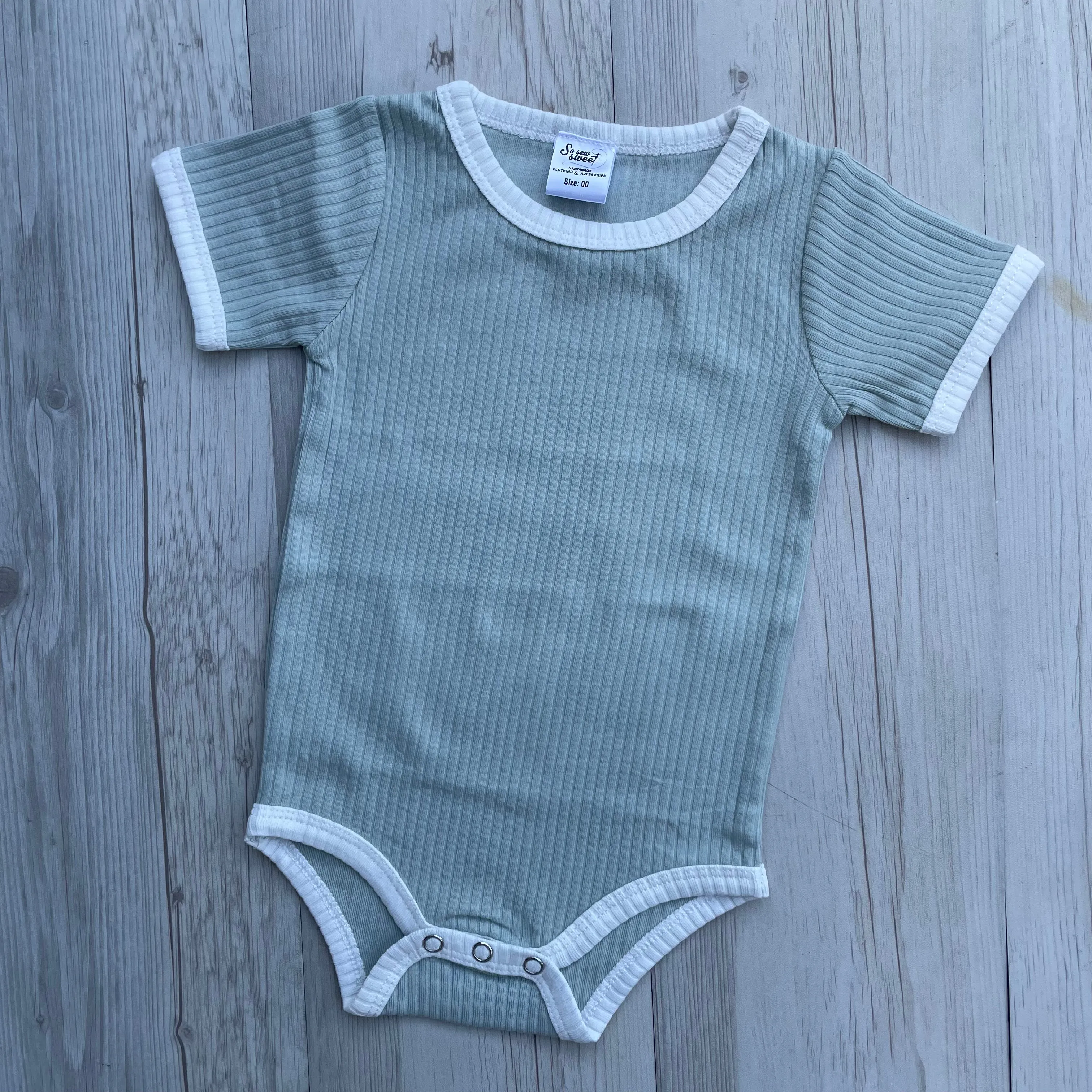 Round Neck Retro Ribbed onesies